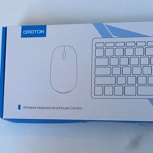 OMOTON Wireless Keyboard and Mouse Set - White